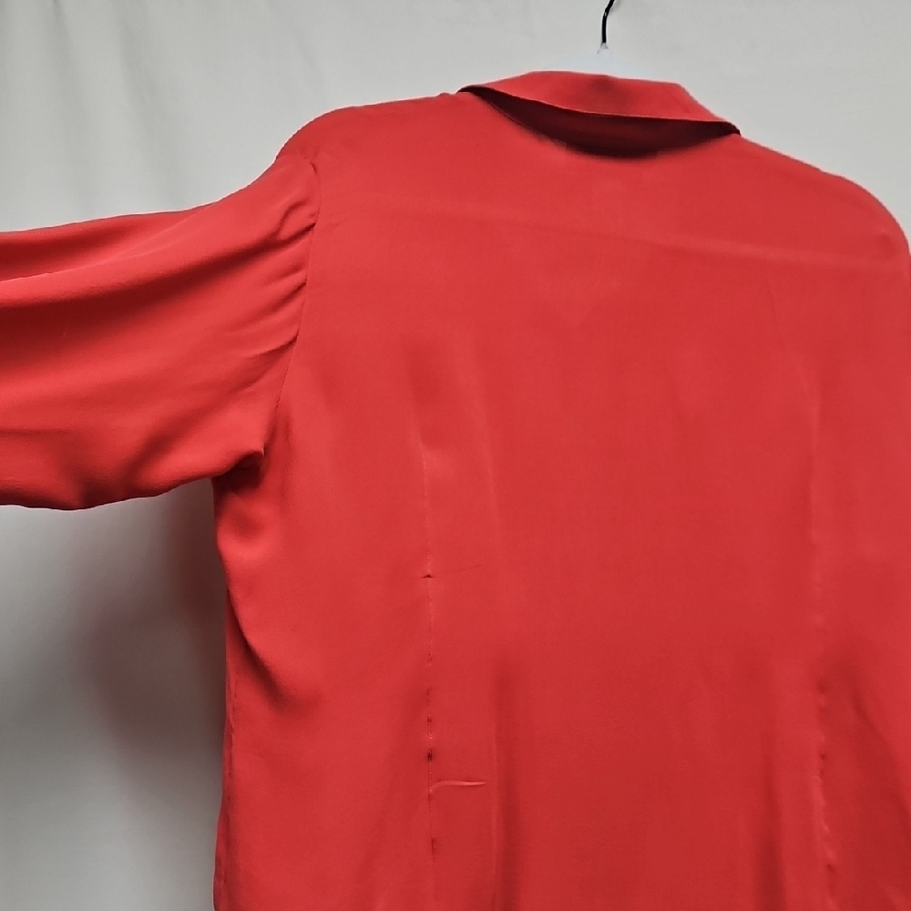 VINTAGE Saville for Nordstrom Red 100% Silk Button-Down Blouse - Size 18 - Picture 10 of 11